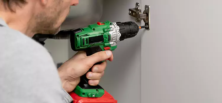 Commercial Door Hinge Repair Ferndale